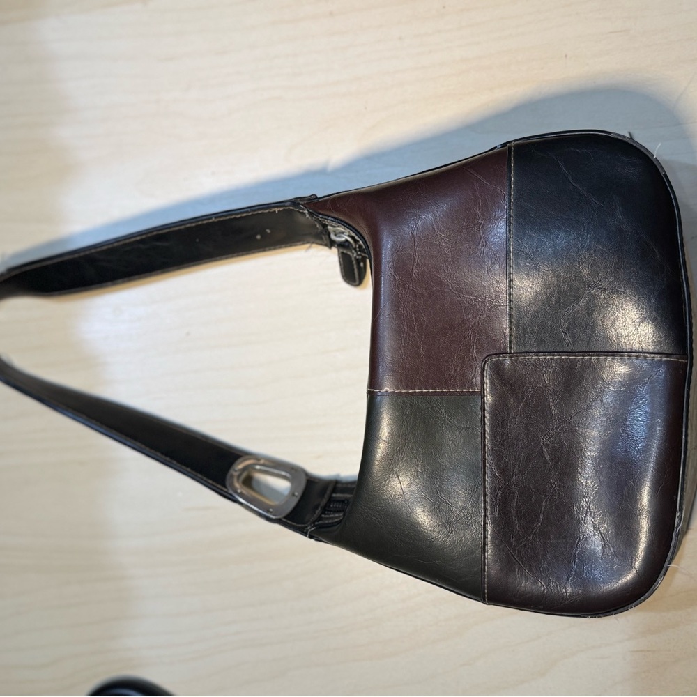 Elegant Black and Brown Leather Shoulder Bag